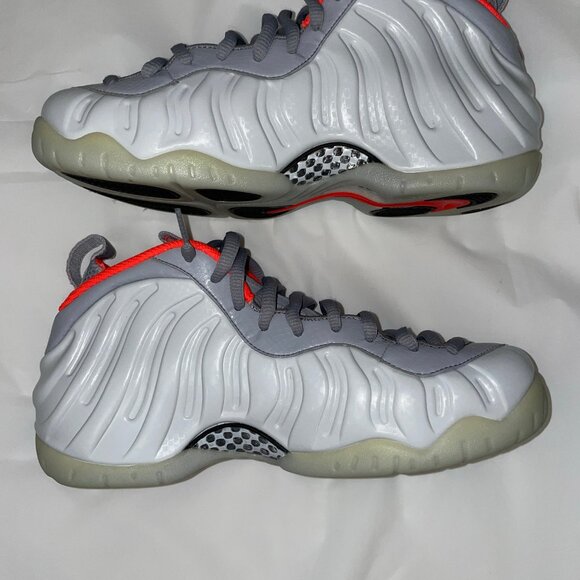 USED - Nike Foamposite One Premium Platinum size 9.5 brand new 2016 - Picture 5 of 7